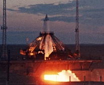 إطلاق سبوتنك-2 حاملاً أول كائن حي للفضاء "الكلبة لايكا Лайка"