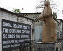 وقوع "كارثة بوبال" أسوأ كارثة صناعية في التاريخ