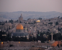 المسلمون يفتحون مدينة القدس وينتزعونها من البيزنطيين