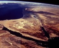إتفاقية بين بريطانيا والدولة العثمانية تقضي بضم شبه جزيرة سيناء إلى مصر
