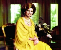 توفيت زوجة الملك حسين بن طلال الملكة علياء