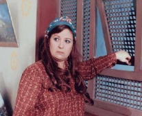 توفيت الممثلة المصرية زيزي مصطفي