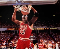 ولد لاعب كرة السلة الأمريكي مايكل جـوردن Michael Jordan
