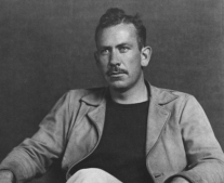 ولد الكاتب الأمريكي جون ستاينبيك John Steinbeck