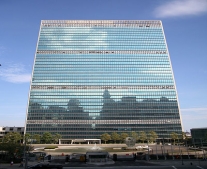 مندوبو خمس وأربعين دولة يجتمعون في سان فرانسيسكو لوضع أسس وميثاق هيئة الأمم المتحدة