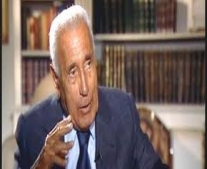 ولد الأديب والسياسي المصري محمد حسنين هيكل
