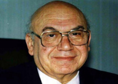 توفى جمال بدوي، كاتب ومؤرخ مصري.