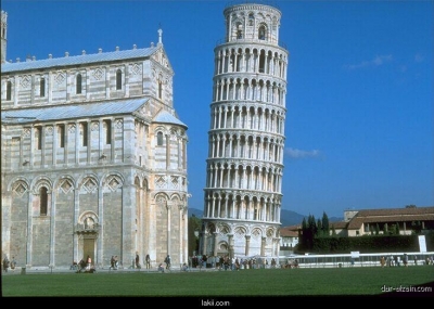 إيطاليا تغلق برج بيزا أمام الزوار بسبب اشتداد درجة ميله والخوف عليه من السقوط