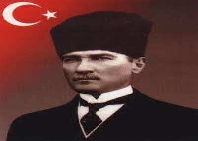 ولد مؤسس وأول رئيس لجمهورية تركيا مصطفى كمال أتاتورك (Mustafa Kemal Atatürk)